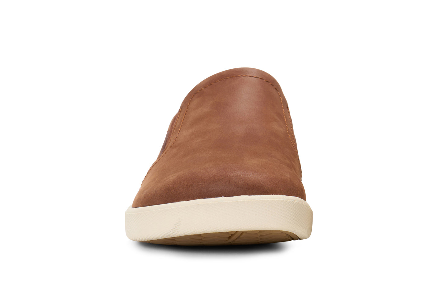 Xero Shoes Canada, specifically men’s barefoot shoes Canada. These minimalist shoes have flexible soles, wide toe boxes, and zero drop. Front view of Xero Men's Dilllon Leather Loaer in Mocha Bisque (Brown). Dressy flat.
