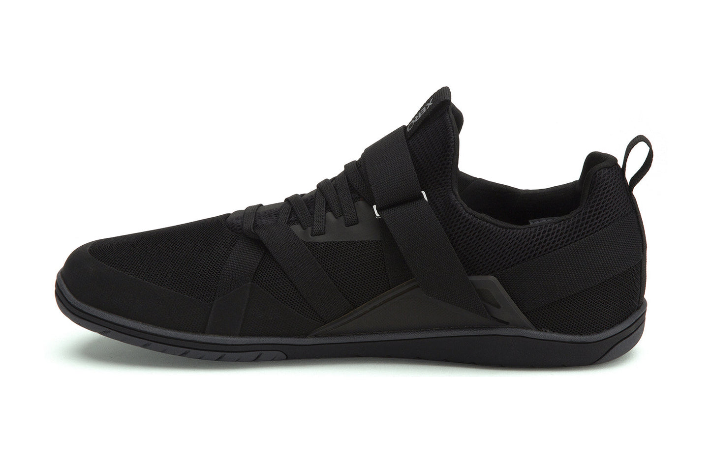 Xero Shoes Canada, specifically barefoot running shoes Canada. These minimalist shoes have flexible soles, wide toe boxes, and zero drop. Side view of Xero Men's Forza Trainer in Black. A stable training shoe.
