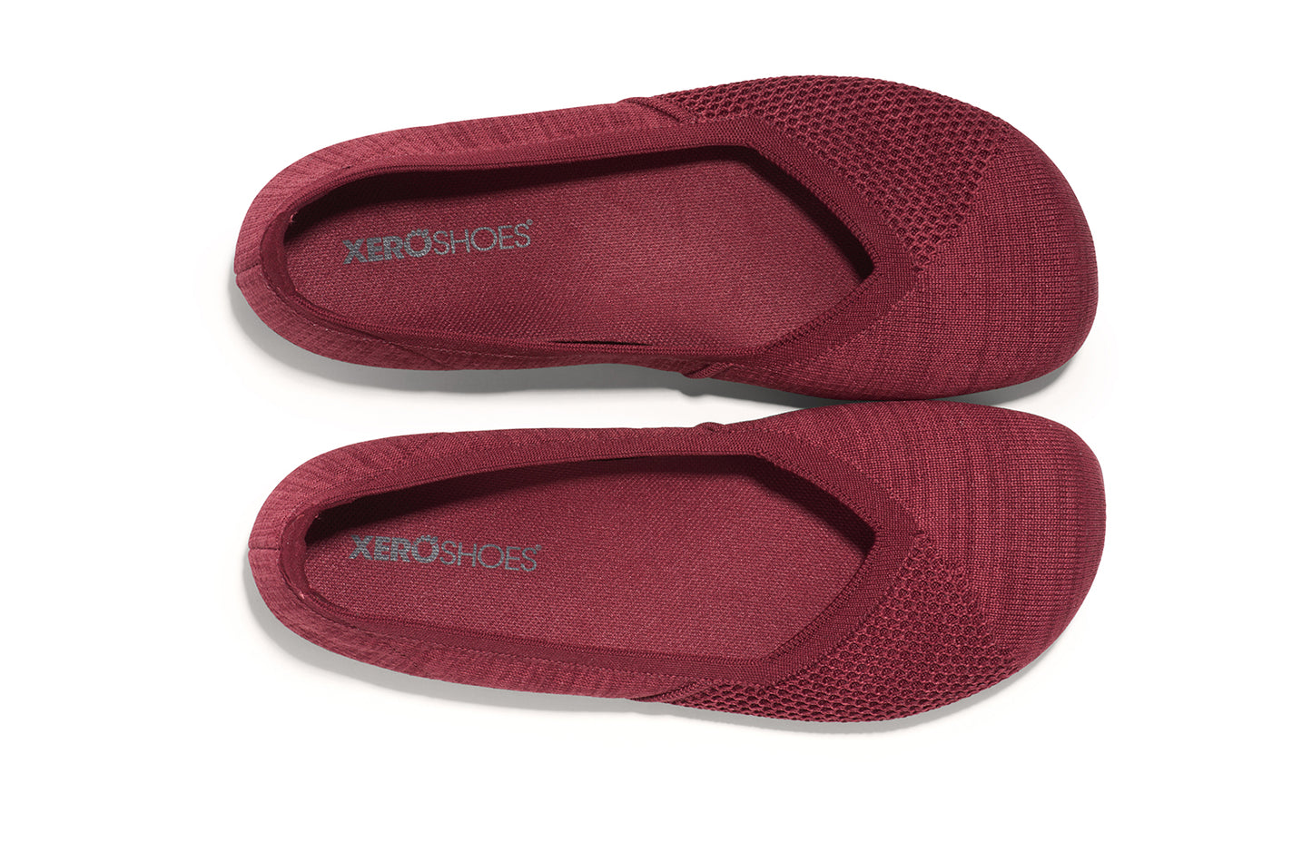 Xero Shoes Canada, specifically women’s barefoot shoes Canada. These minimalist shoes have flexible soles, wide toe boxes, and zero drop. Top view of Xero Women's Phoenix Knit in Tibetan Red. Women's casual flat.