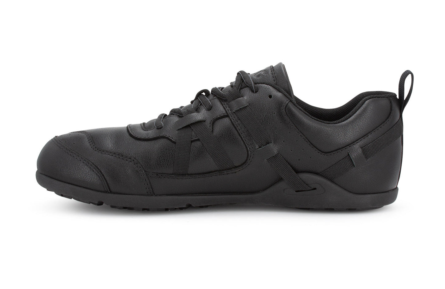 Xero Shoes Canada, specifically men’s barefoot shoes Canada. These minimalist shoes have flexible soles, wide toe boxes, and zero drop. Medial side view of Xero Men's Prio All-Day SR in Black. Slip resistant work shoe.
