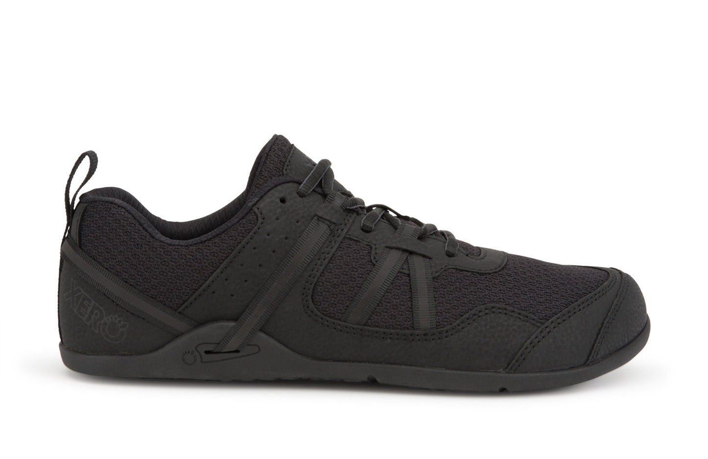 Xero Barefoot Shoes sold in Ontario, Canada. These minimalist shoes have flexible soles, wide toe boxes, and zero drop. Side view of Xero Men's Prio in Black. A running and fitness shoe.