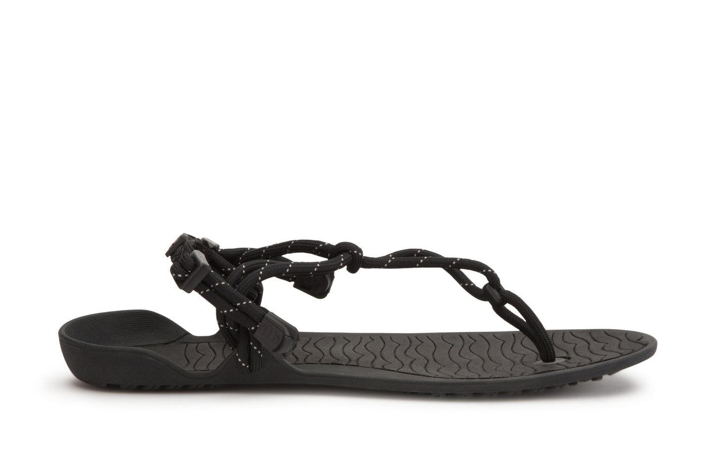 Xero Shoes Canada, specifically men’s barefoot shoes Canada. These minimalist shoes have flexible soles, wide toe boxes, and zero drop. Lateral side view of Xero Men's Aqua Cloud in Black. Versatile water sport and hiking sandal.