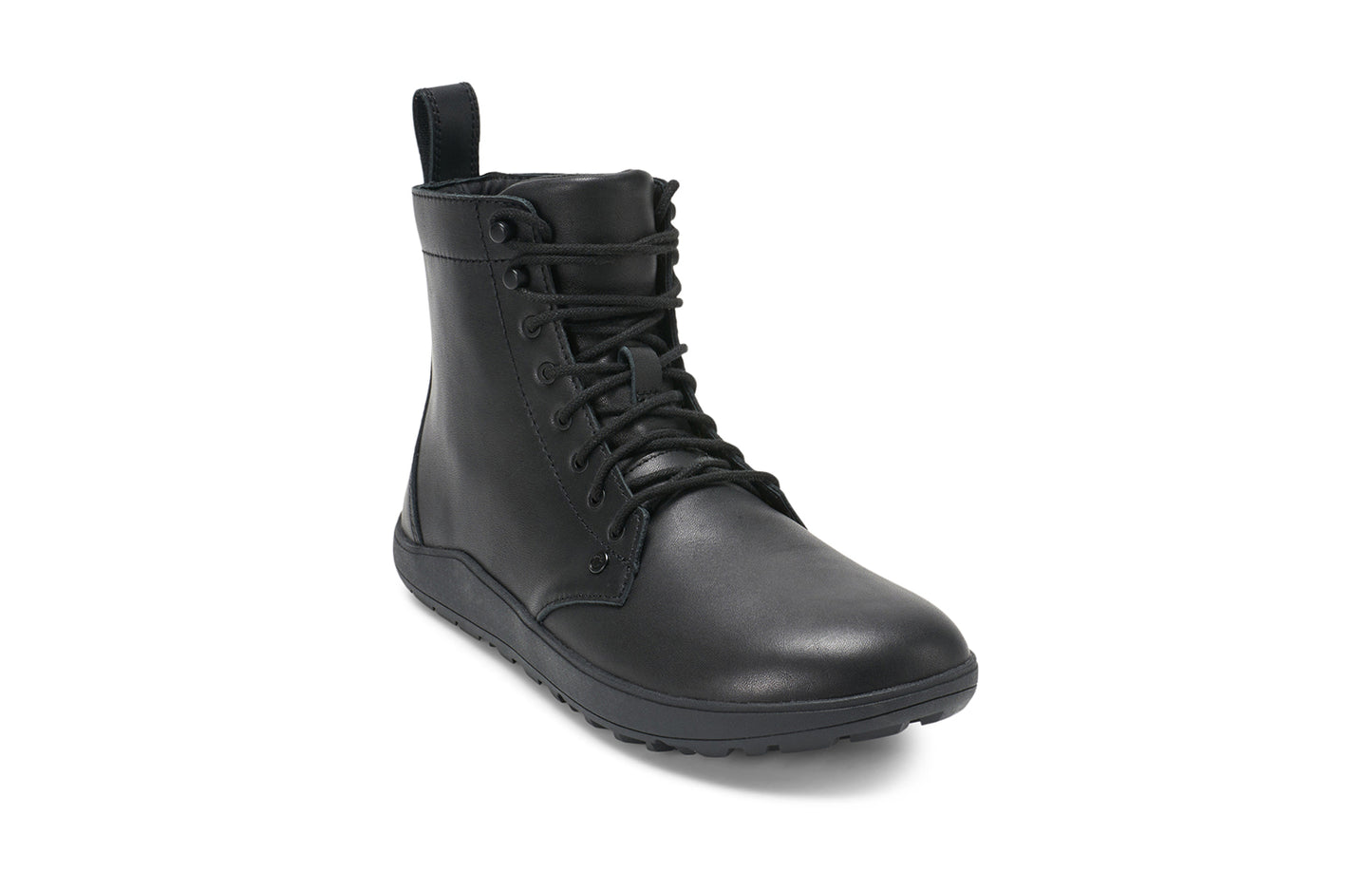 Xero Shoes Canada, specifically women’s barefoot shoes Canada. These minimalist shoes have flexible soles, wide toe boxes, and zero drop. Back view of Xero Breckenridge in Black. A classic leather boot.