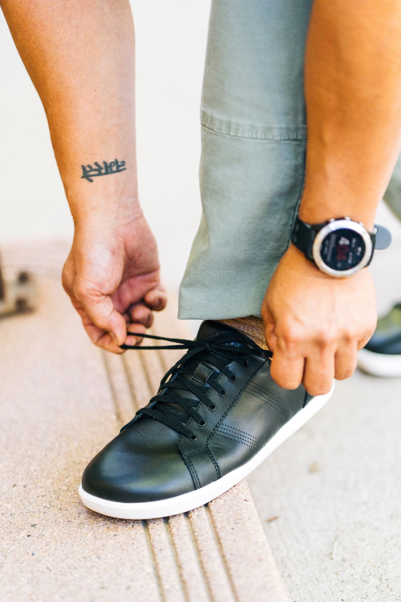 Xero Shoes Canada, specifically men’s barefoot shoes Canada. Man wearing Dillon Leather with pants