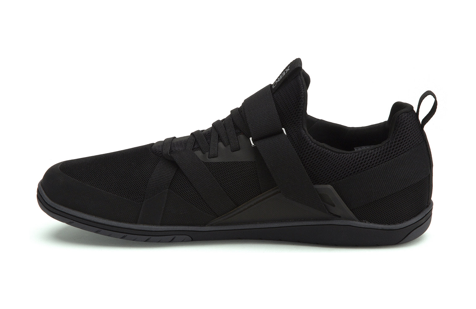 Xero Shoes Canada, specifically barefoot running shoes Canada. These minimalist shoes have flexible soles, wide toe boxes, and zero drop. Side view of Xero Men's Forza Trainer in Black. A stable training shoe.