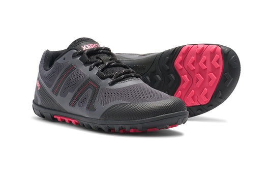 Xero Shoes Canada, specifically barefoot hiking shoes Canada. These minimalist shoes have flexible soles, wide toe boxes, and zero drop. Side and sole pair view of Xero Women's Mesa Trail II in Asphalt Raspberry. Durable, breathable hiking shoe. 