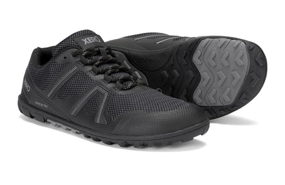 Xero Shoes Canada, specifically barefoot hiking shoes Canada. These minimalist shoes have flexible soles, wide toe boxes, and zero drop. Side and sole pair view of Xero Men's Mesa Trail II in Black. Durable, waterproof hiking shoe. 