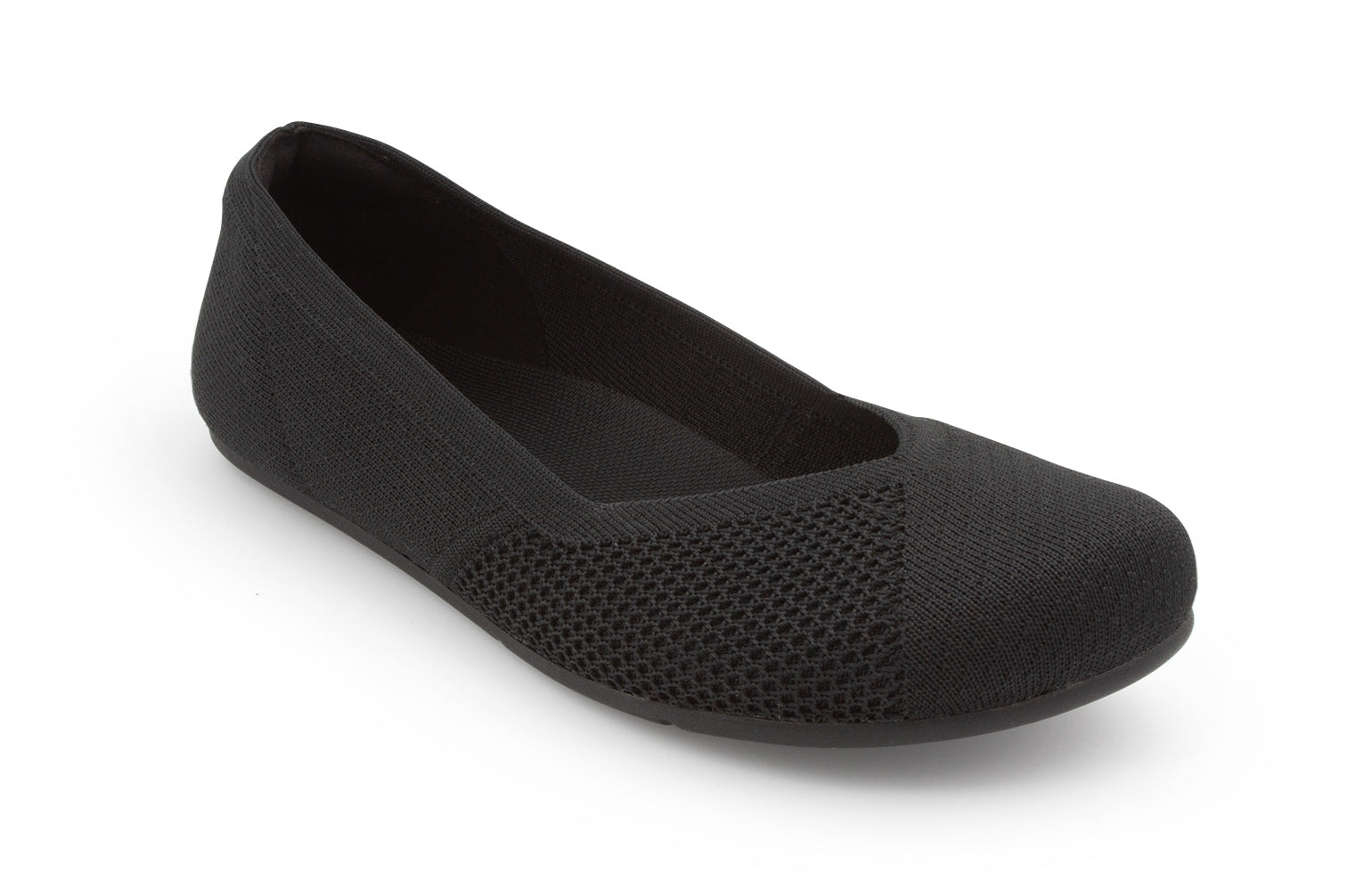 Xero Shoes Canada, specifically women’s barefoot shoes Canada. These minimalist shoes have flexible soles, wide toe boxes, and zero drop. Angled view of Xero Women's Phoenix Knit in Black. Women's casual flat. 