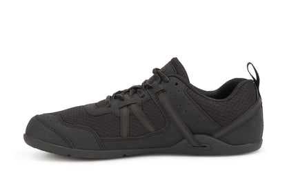 Xero Barefoot Shoes sold in Ontario, Canada. These minimalist shoes have flexible soles, wide toe boxes, and zero drop. Side view of Xero Men's Prio in Black. A running and fitness shoe. 