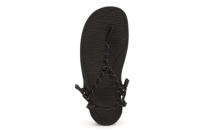 Xero Shoes Canada, specifically men’s barefoot shoes Canada. These minimalist shoes have flexible soles, wide toe boxes, and zero drop. Top view of Xero Men's Aqua Cloud in Black. Versatile water sport and hiking sandal. 