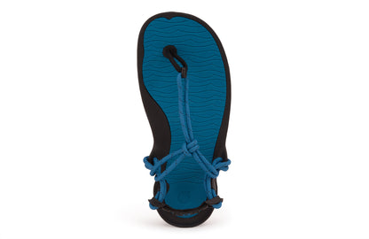 Xero Shoes Canada, specifically men’s barefoot shoes Canada. These minimalist shoes have flexible soles, wide toe boxes, and zero drop. Top view of Xero Men's Aqua Cloud in Blue Sapphire. Versatile water sport and hiking sandal. 