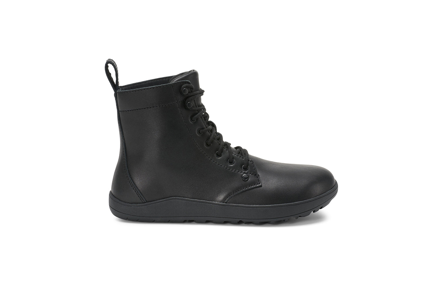 Xero Shoes Canada, specifically women’s barefoot shoes Canada. These minimalist shoes have flexible soles, wide toe boxes, and zero drop. Side view of Xero Breckenridge in Black. A classic leather boot. 