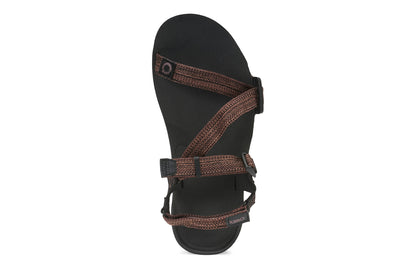 Xero Shoes Canada, specifically men’s barefoot shoes Canada. These minimalist shoes have flexible soles, wide toe boxes, and zero drop. Top view of Xero Men's Z-Trail EV in Multi-Brown. Trail hiking, running, and recovery sandal. 