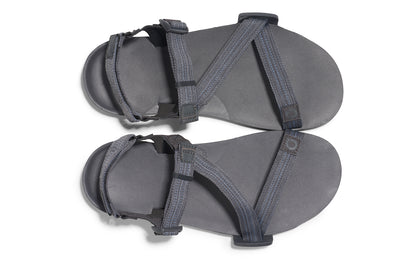 Xero Shoes Canada, specifically men’s barefoot shoes Canada. These minimalist shoes have flexible soles, wide toe boxes, and zero drop. Top view of Xero Men's Z-Trail EV in Steel Gray/Asphalt. Trail hiking, running, and recovery sandal. 