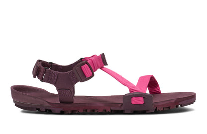 Xero Shoes Canada, specifically women’s barefoot shoes Canada. These minimalist shoes have flexible soles, wide toe boxes, and zero drop. Side view of Xero Women's Z-Trail EV in Fuchsia Purple. Trail hiking, running, and recovery sandal. 